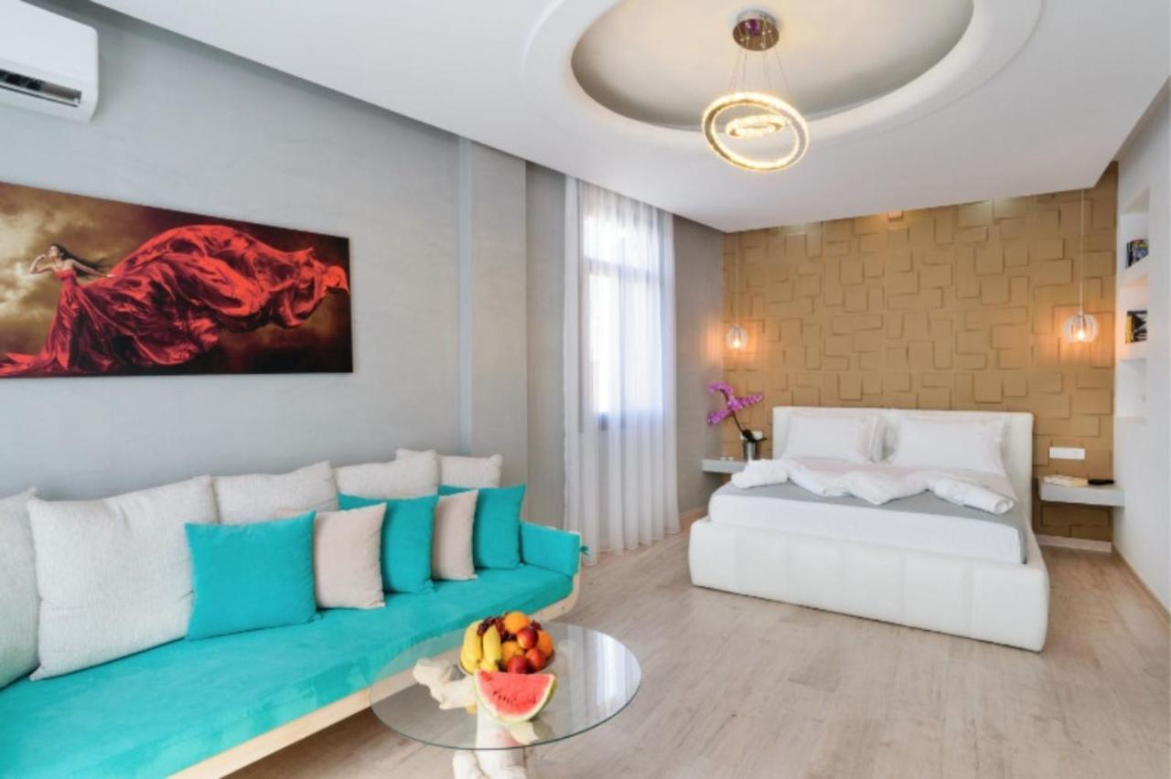 Diamond Luxury Suites Chania  Bagian luar foto