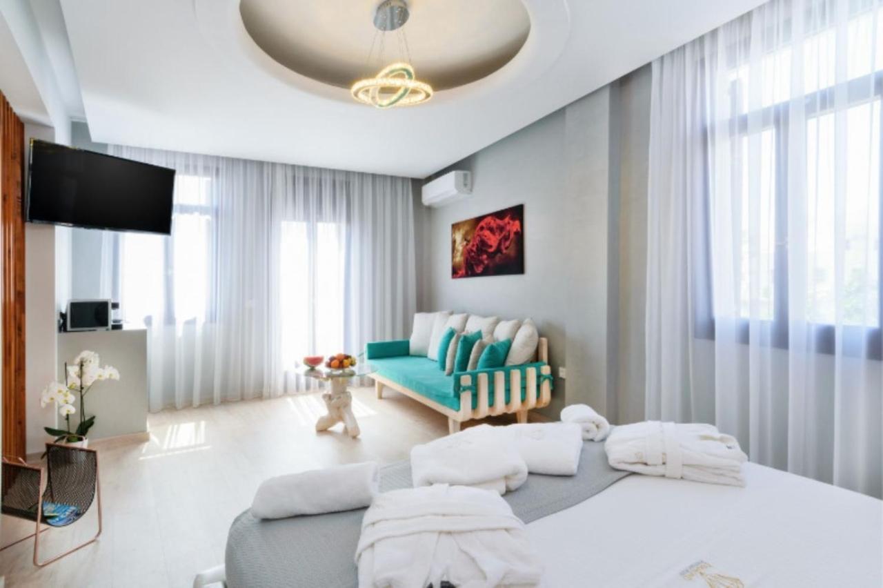 Diamond Luxury Suites Chania  Bagian luar foto